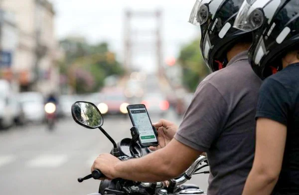 86463_uber_moto