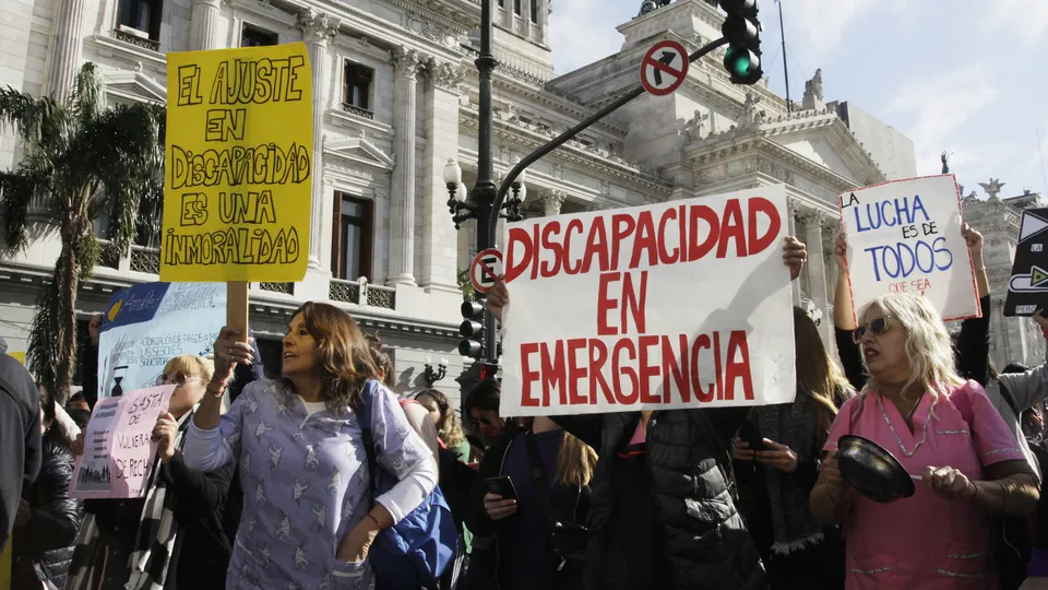942845-3-a-jorgelarrosa