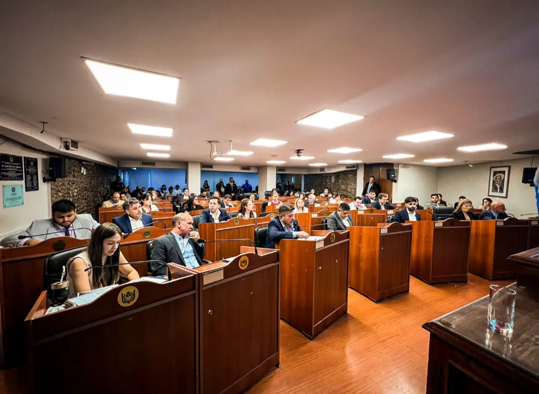 Screenshot_20251224-022700.WhatsApp