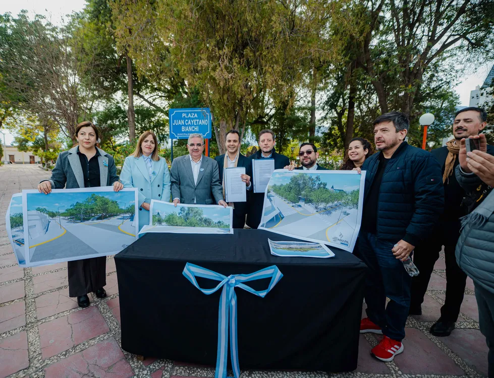 Con apoyo de la provincia, Saujil pondrá en valor su plaza principal y construirá su primer Cine Teatro