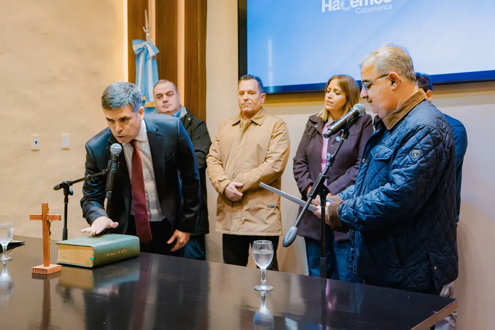 Nicolás Rosales Matienzo juró como nuevo Fiscal de Estado de Catamarca (2)