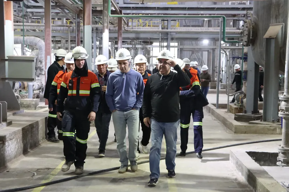 El ministro Caputo visitó la Planta de Zijin-Liex en Fiambalá 1
