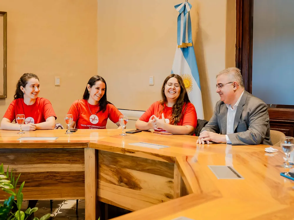 Estudiantes de Armenia, México y Brasil se encuentran de intercambio en Catamarca (1)