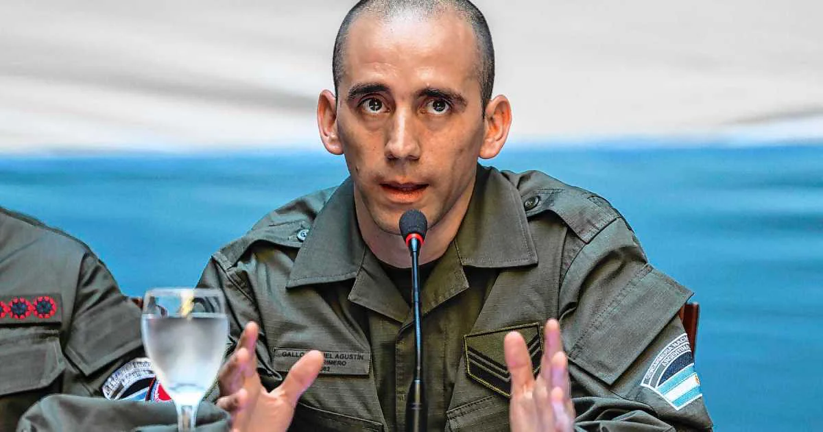 Nahuel-Gallo-conferencia-en-el-edificio-Centinela-Clarin-Fotografia-CRISTINA-SILLE-2