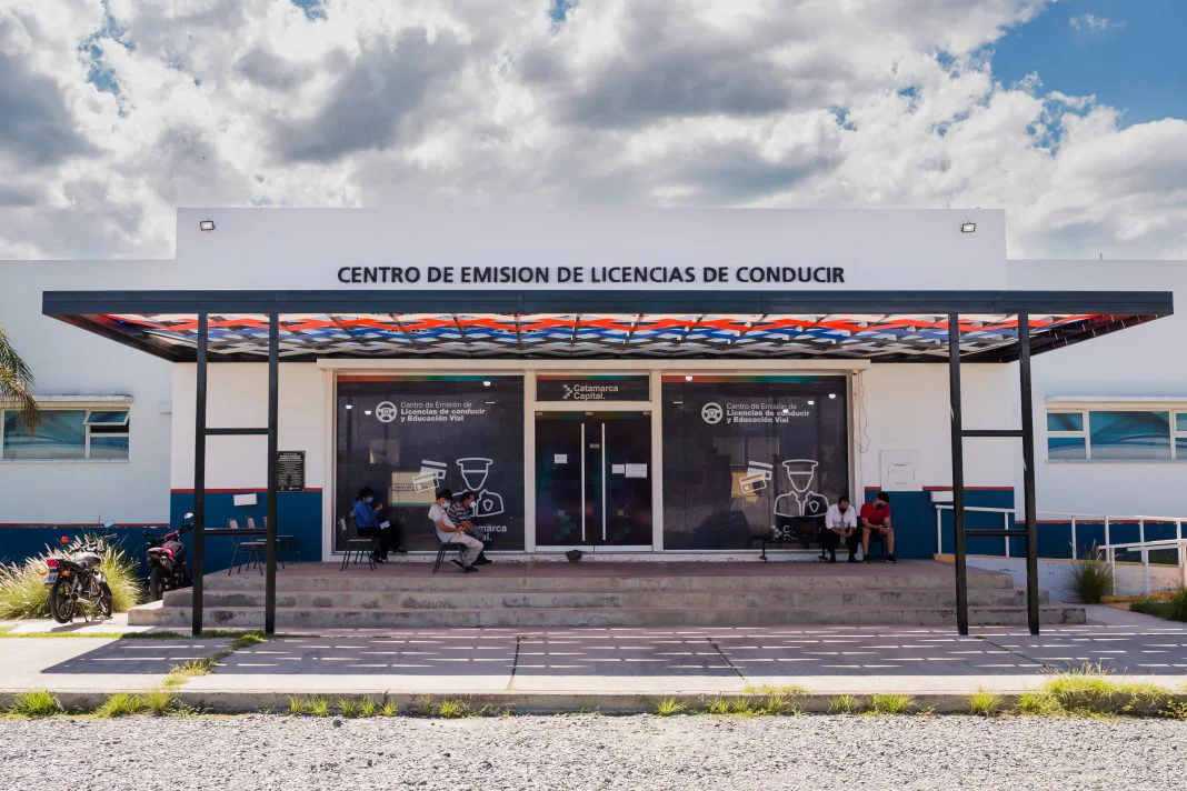 Centro-de-emision-de-licencias-1068x712