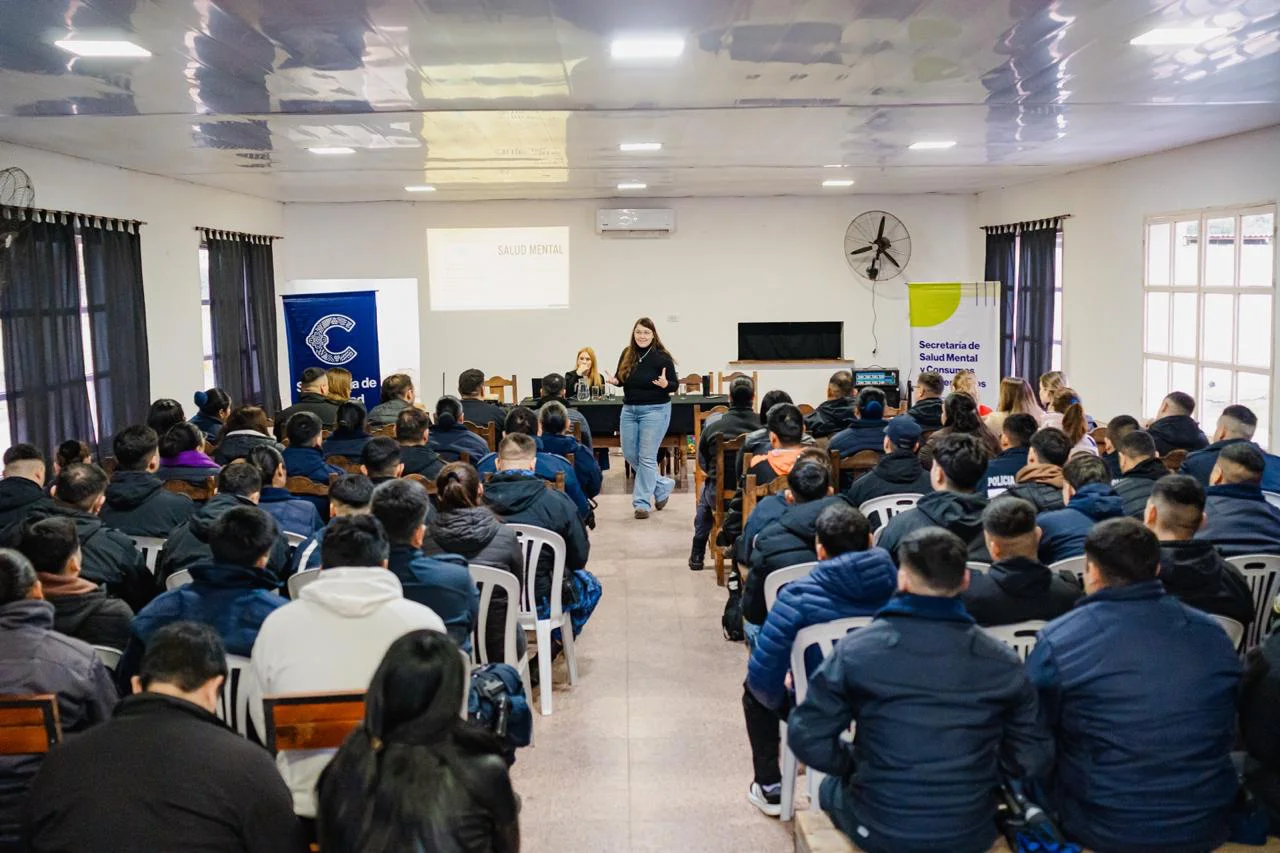 Fuerzas de seguridad se capacitaron en salud mental 1