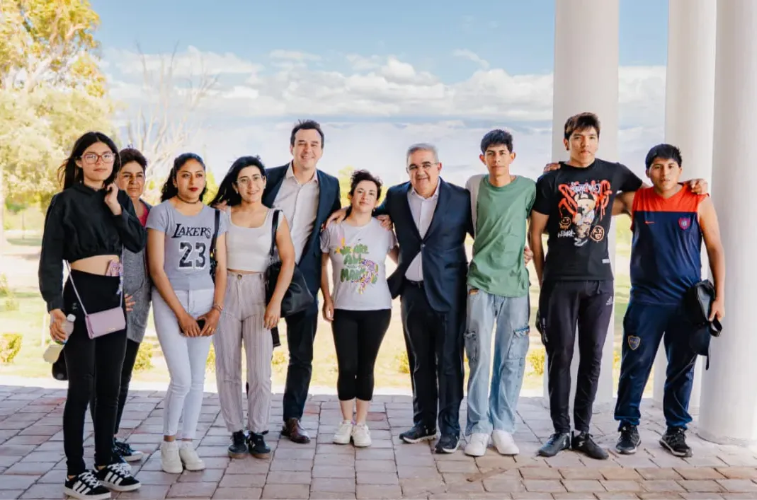 a093f5ef-10ad-415f-8f87-5ced873efe64